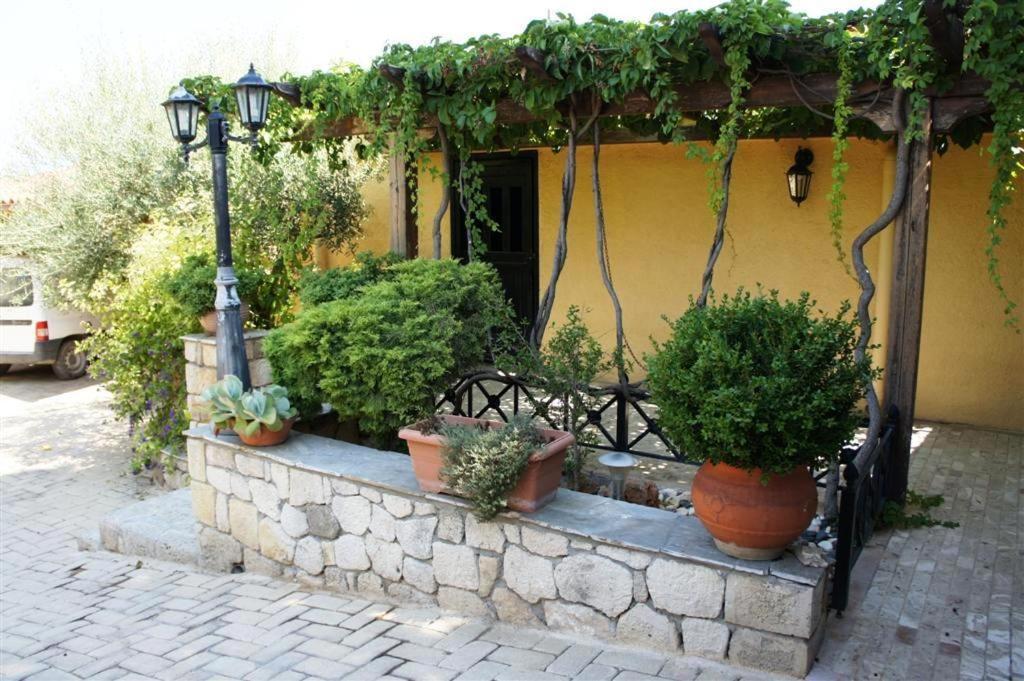 Stone Guesthouse Corinth Εξωτερικό φωτογραφία